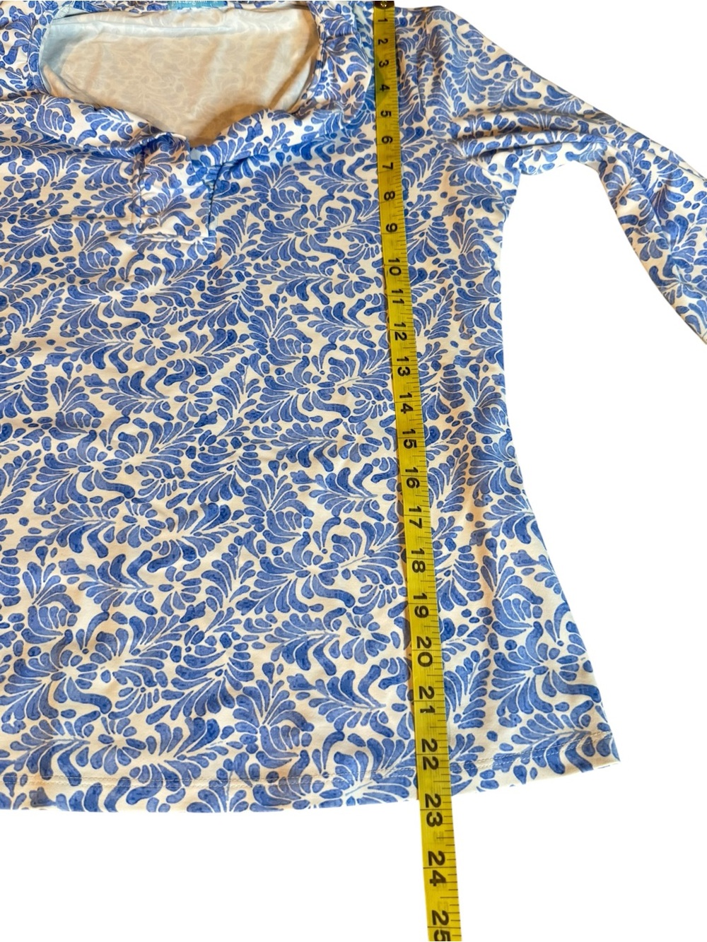 J McLaughlin Catalina Cloth Ruffle Neck Blue White Floral Top Size M - Picture 10 of 10